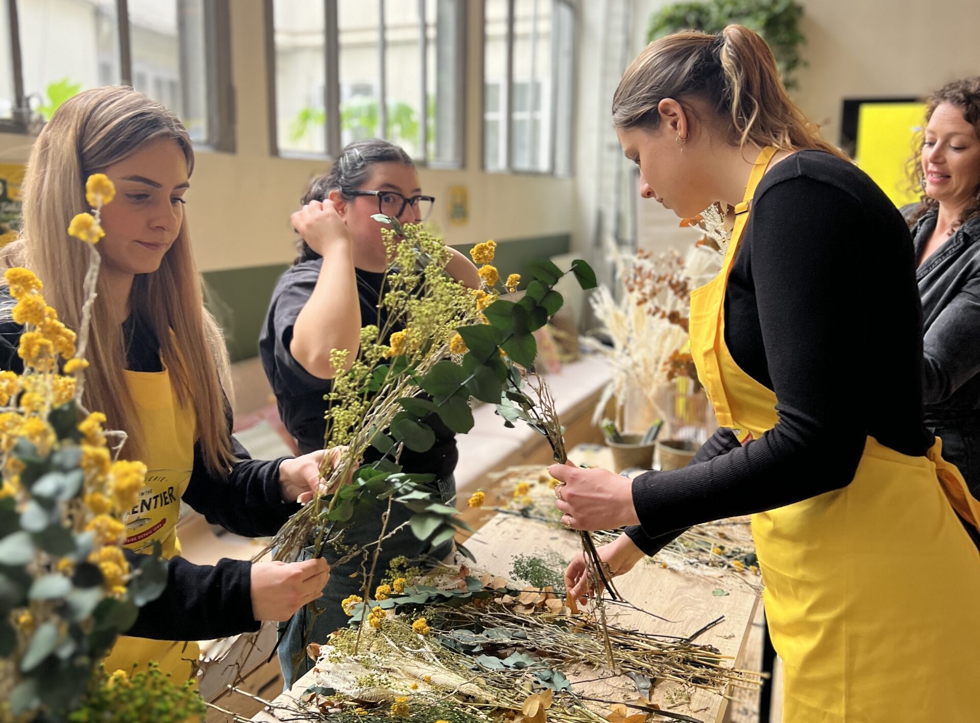Ateliers floraux pepite paris, teambuilding floral entreprise, pépite paris